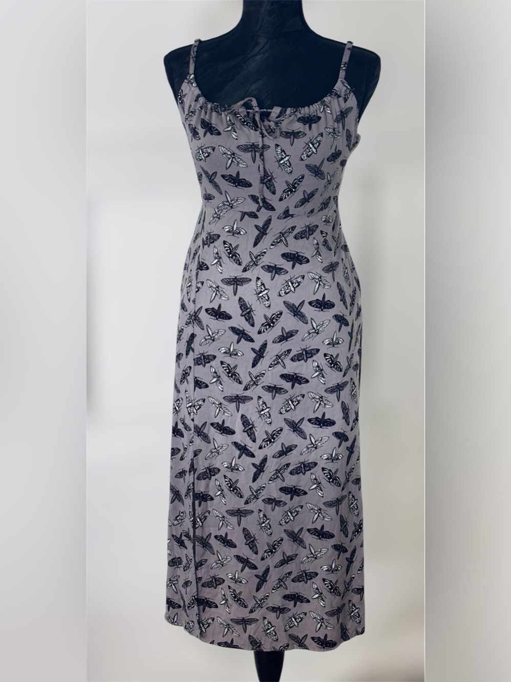 Hot Topic Moths Allover Print Midi Dress, SZ L (Junior) see measurements